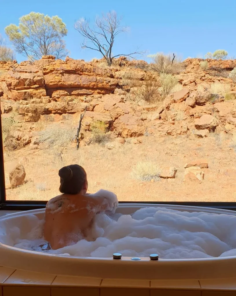 Queen City Project | Why is Kings Canyon, Watarrka National Parkso famous? Kings Canyon Resort