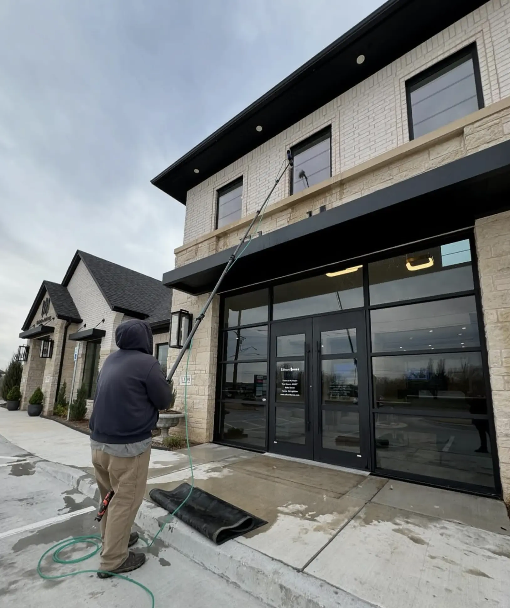 Queen City Project | Do professional window cleaners clean inside? Professional Window Cleaners